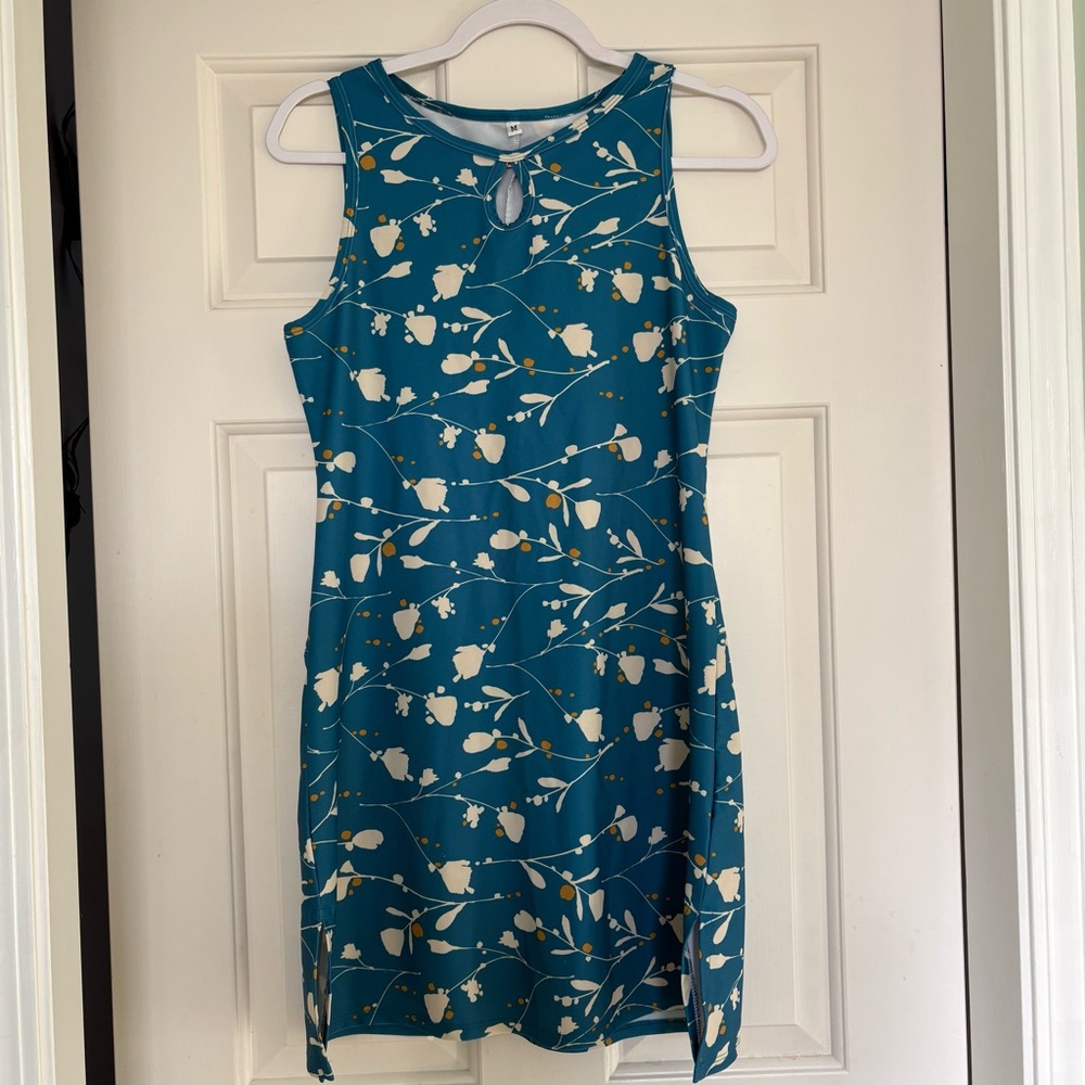 Nuu Muu Sleeveless Teal Floral Shift Dress with back pockets size medium